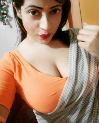 Binni Model Escorts